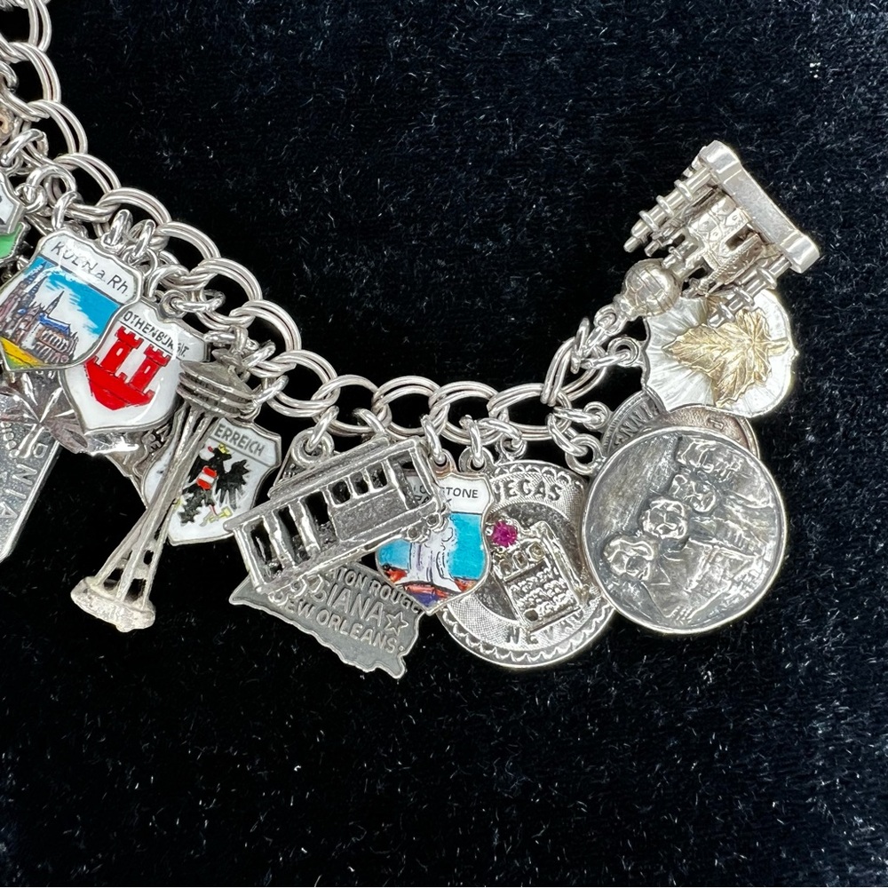 Vintage Travel LOADED Sterling 925 Silver Enamel Foreign & USA Charm Bracelet - Picture 7 of 16